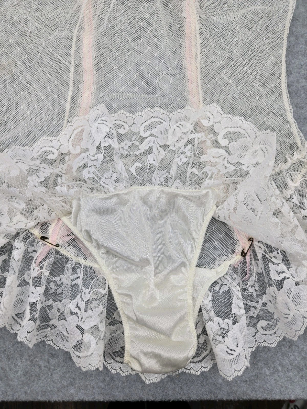 Vintage SHEER Lingerie BODYSUIT Panty FLORAL Lace Tank Top Soft Girl Bow S/M