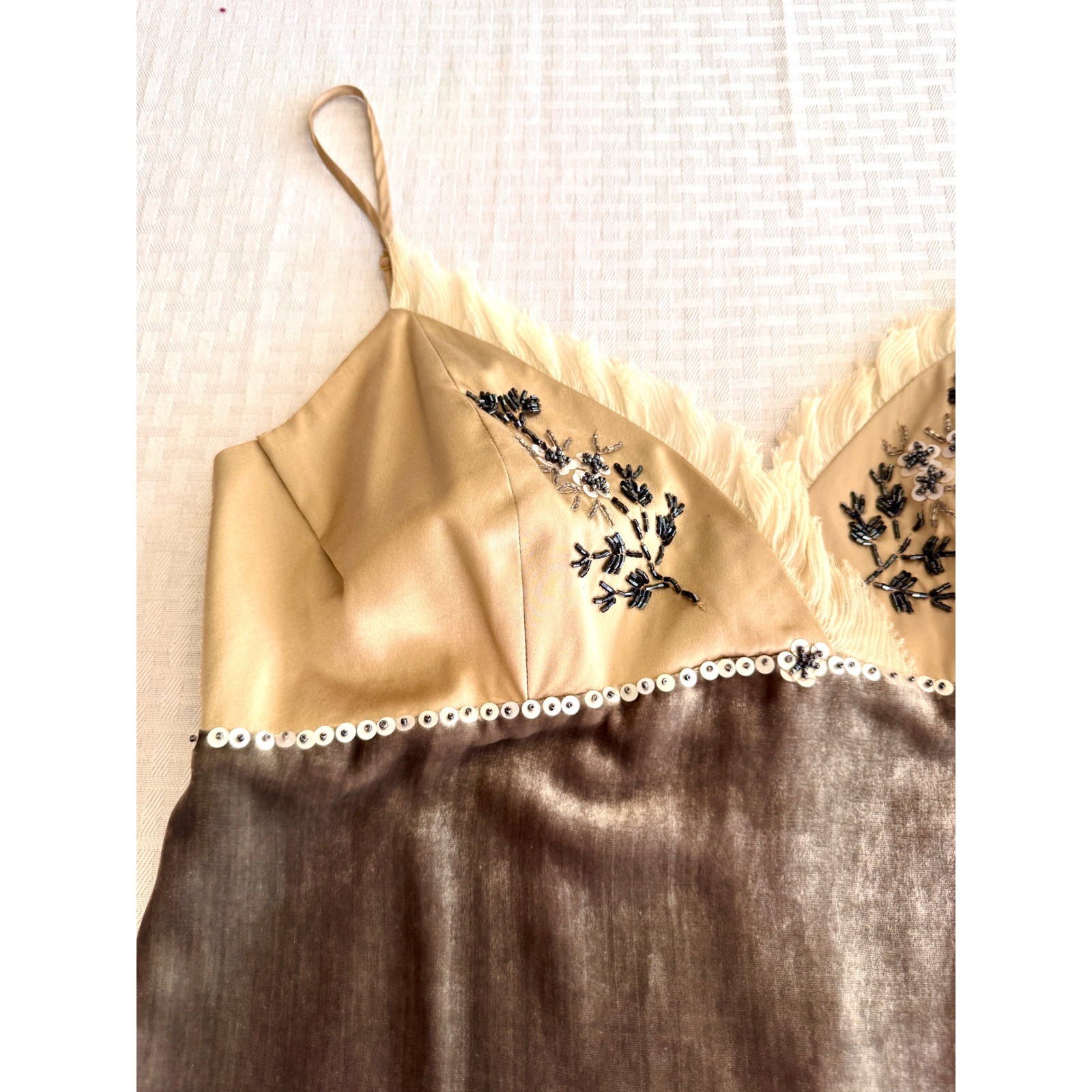 Intuitions Vintage 90s Silk Velvet Beaded Camisole Top Champagne Olive Size 6