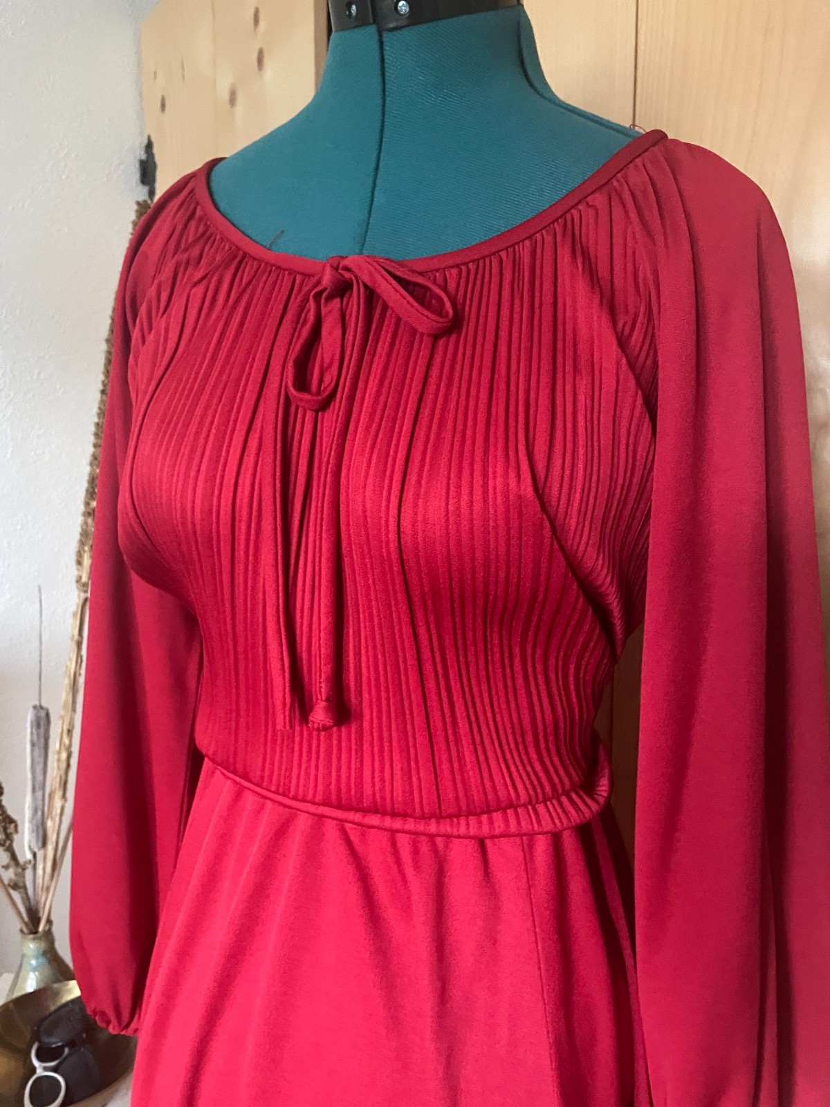 Vintage 2 Piece Top and Skirt Set. Peasant Sleeves, Size Medium