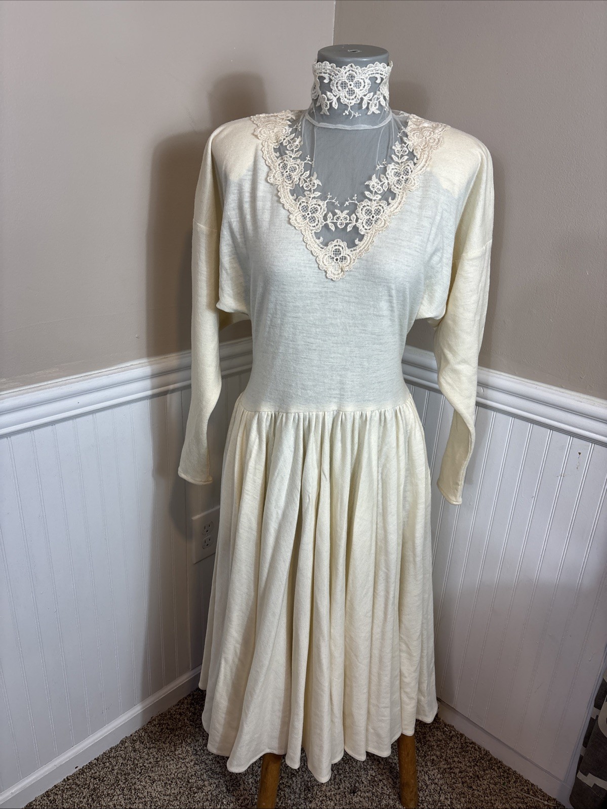 Vintage 80s Bonnie Strauss Dress 100 % Wool Size 8 Lace Sheer Victorian Rare USA