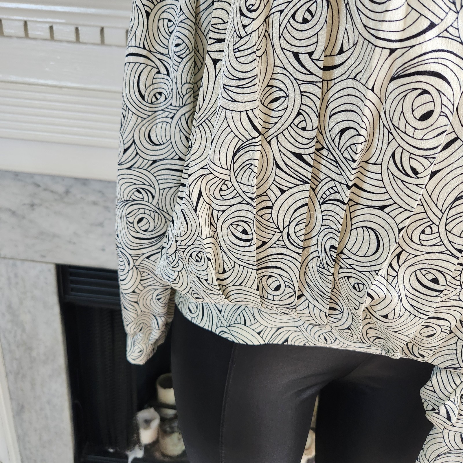 Vintage 80s Antique White Black Pleated Top Geometric Corpcore Retro Size 10