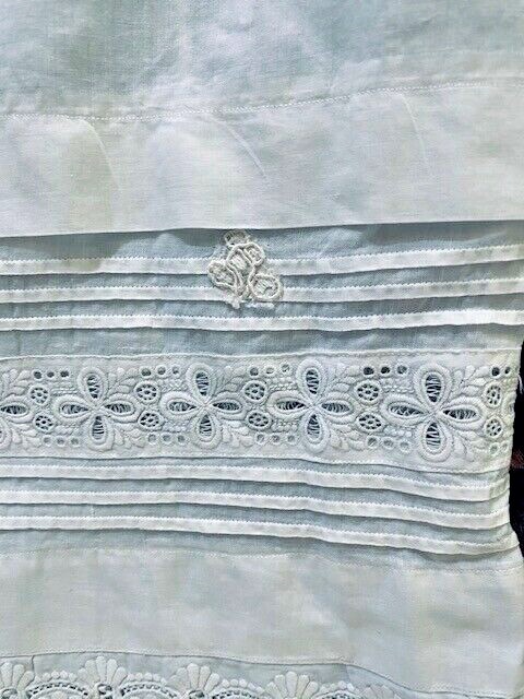 ANTIQUE Victorian Edwardian FRENCH Cotton Embroidered PETTICOAT costume film
