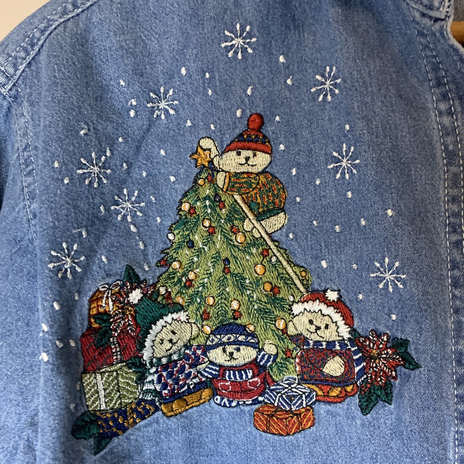 VTG Christmas Teddy Bear Embroidered Denim Shirt Holiday Top Womens M/L Approx