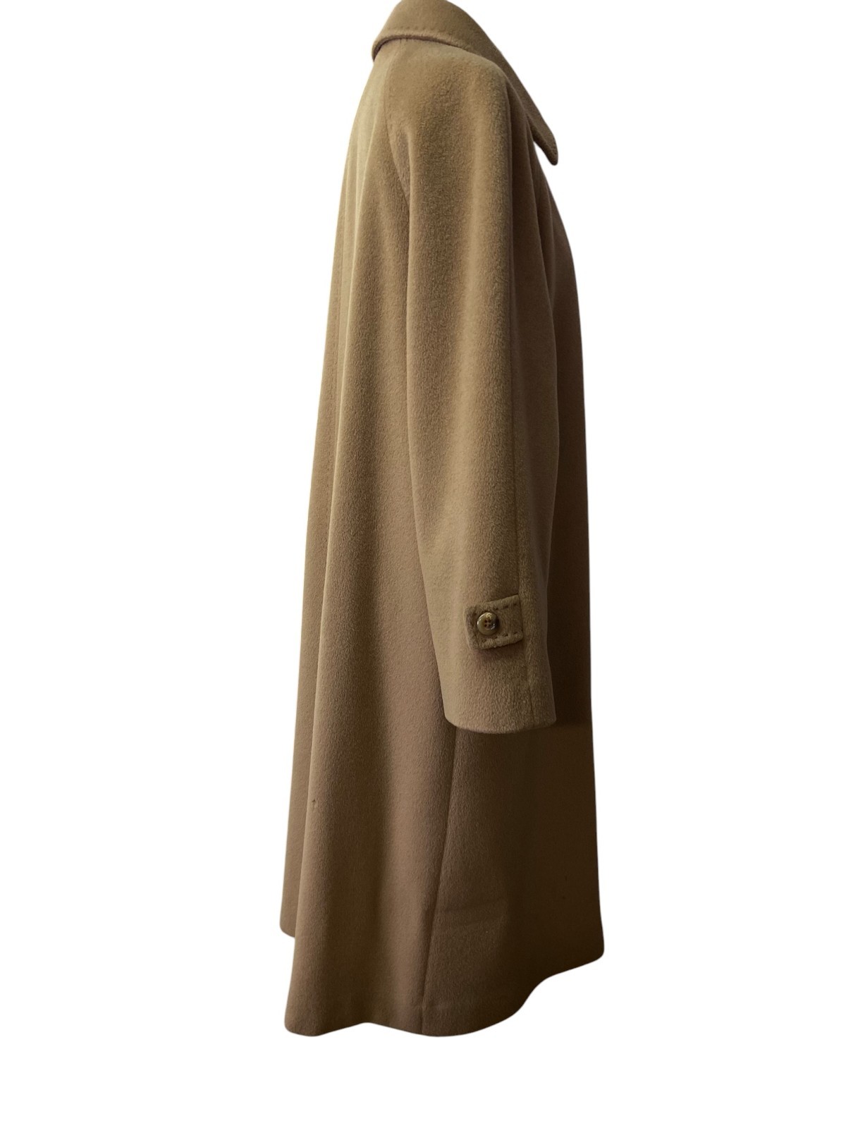 Women’s 80’s Vintage Classic Camel hued coat in wool and cashmere | Size EU 38