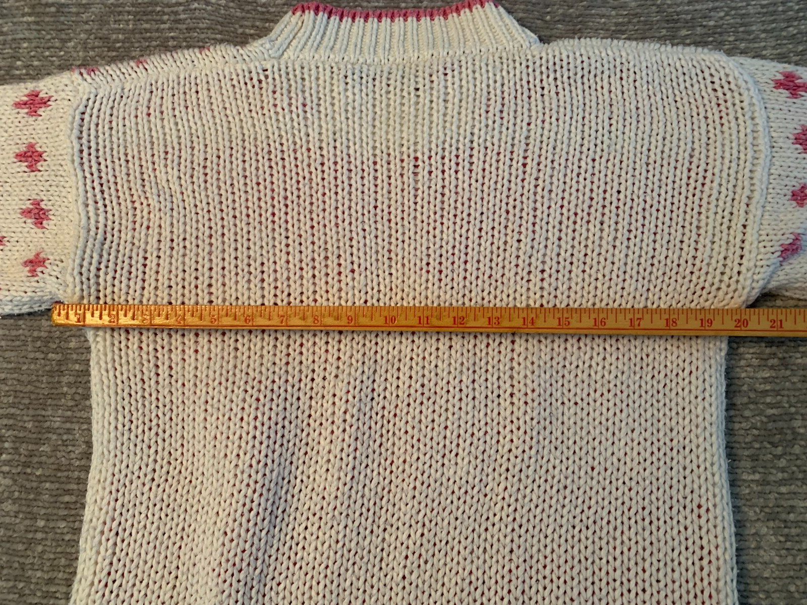 Vtg 80’s Nuovo Industriale Women’s Medium Pink and White Sweater