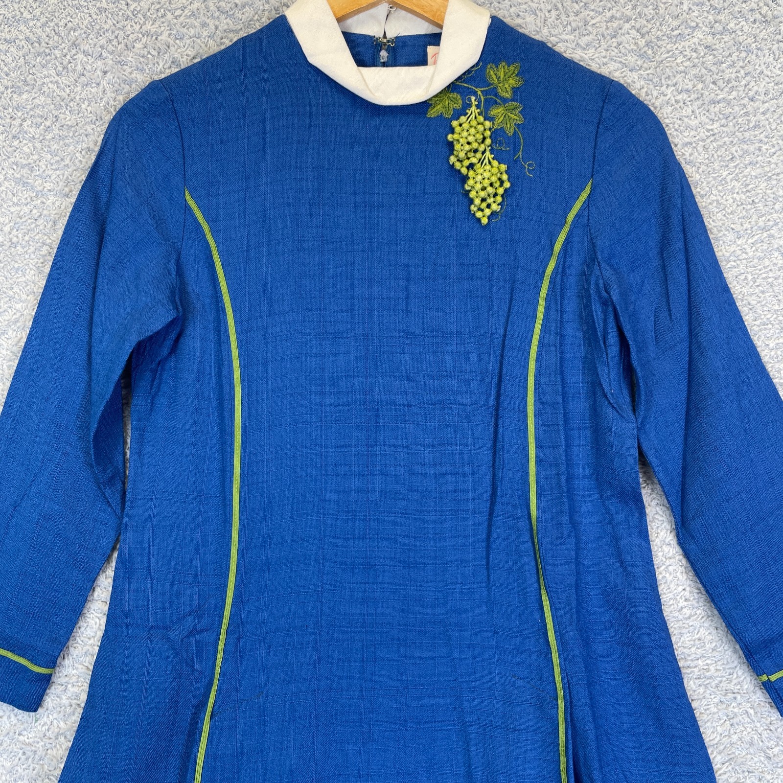 Vintage 1960s Ruth of Carolina Cobalt Mod Dress Embroidered Grapes A-Line XS