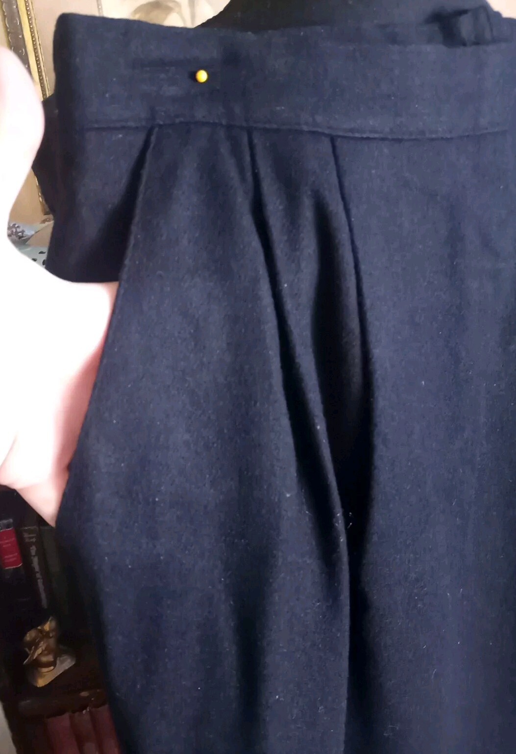 Vintage Sag Harbor Women’s Black 100% Wool Size 16 Skirt, Pockets