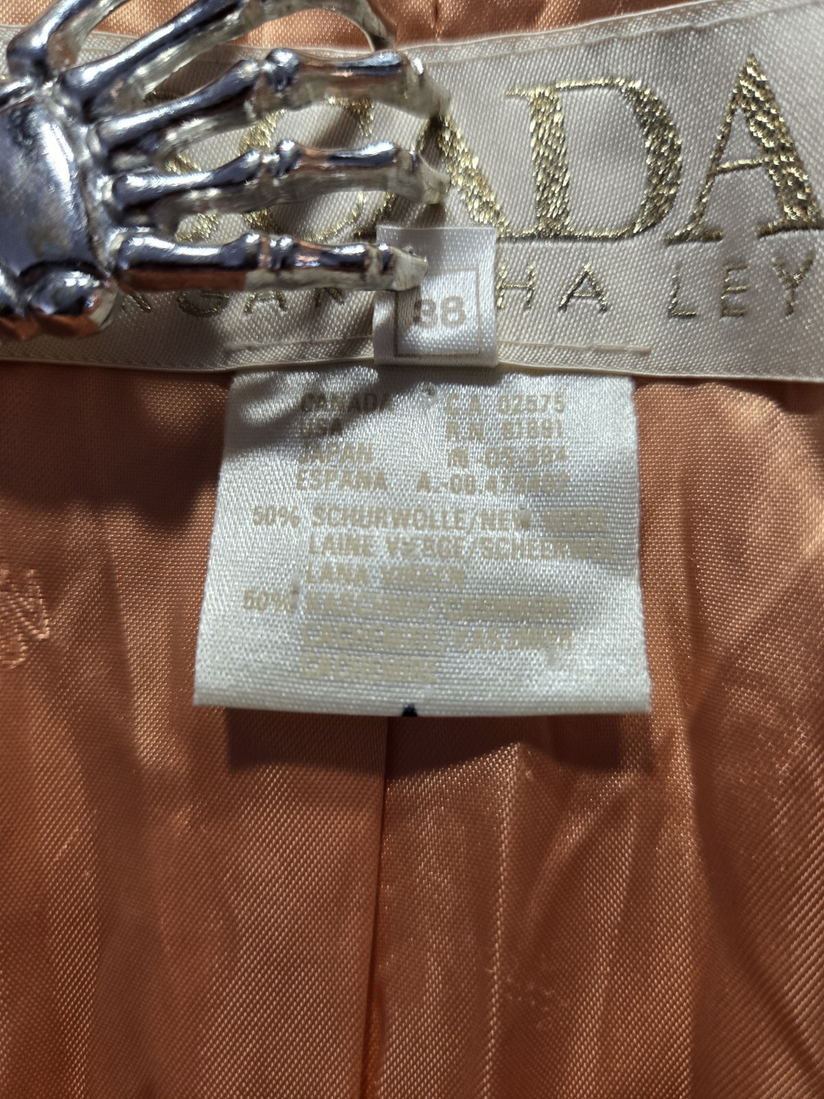 Vintage Escada Cashmere Blazer Wool Apricot Gold Buttons Pockets Designer 90s