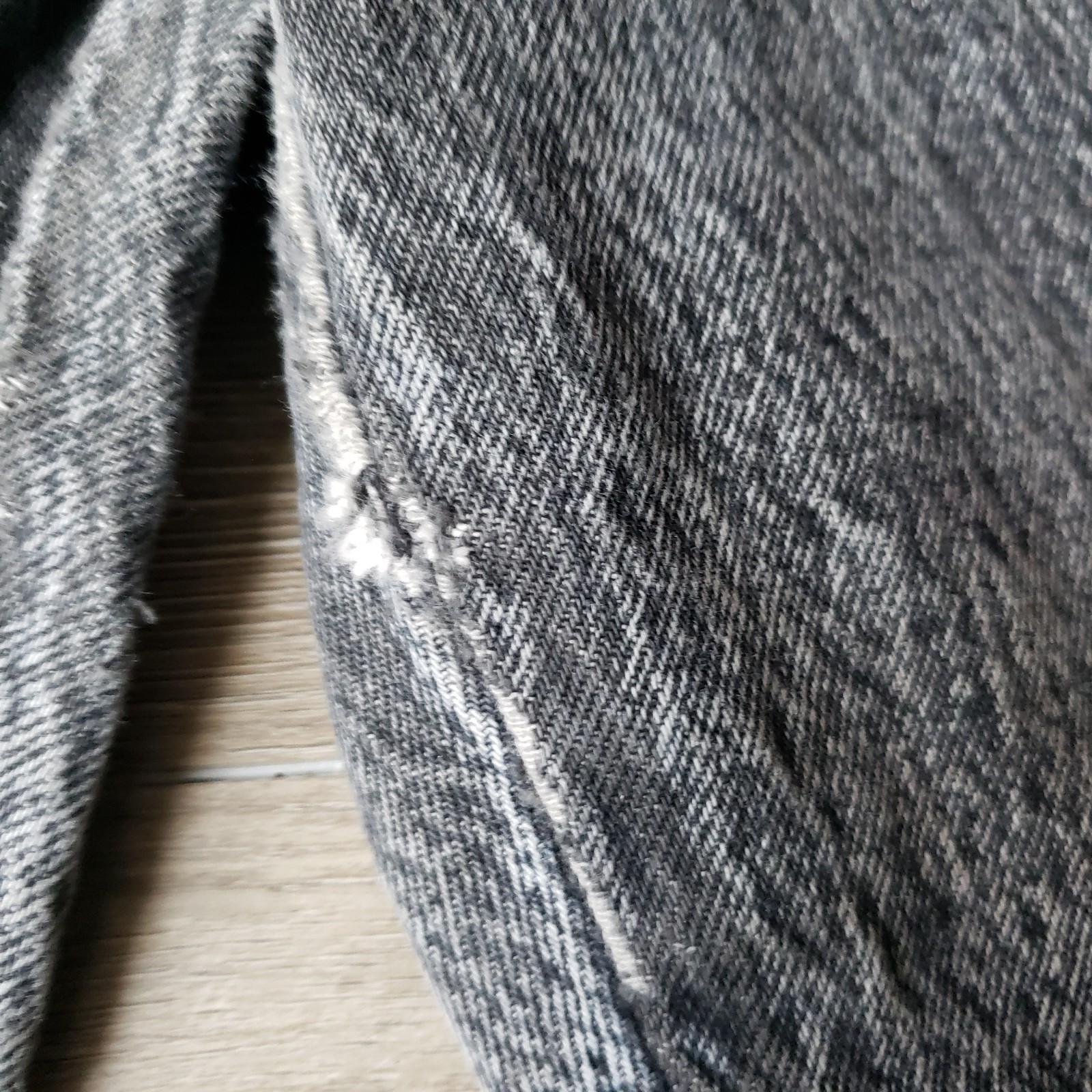 VTG 80s Gitano Black Acid Wash Tapered Jeans Sz 14 RUNS SMALL 27″W DISTRESSED