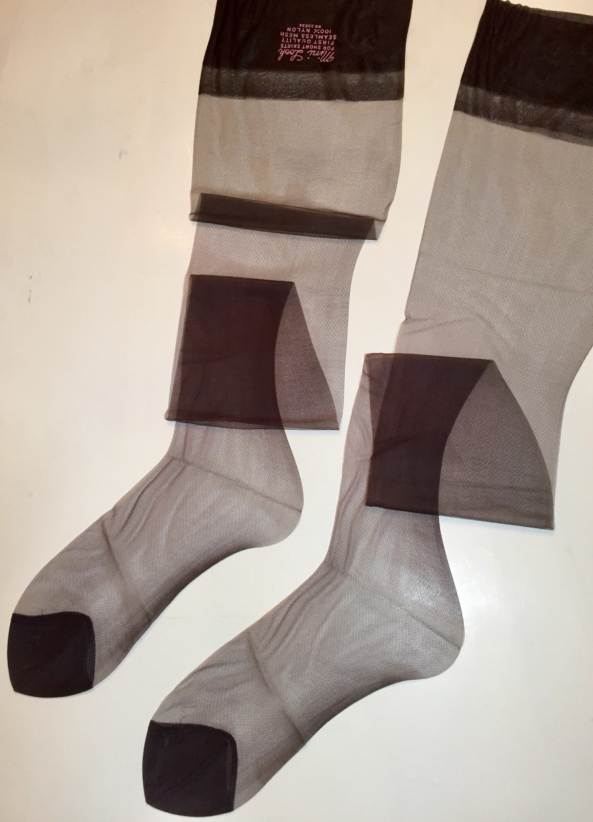 5 PAIR REINFORCED TOES BLACK 9 X 32” VINTAGE MINI LOOK 15 DENIER NYLON STOCKINGS