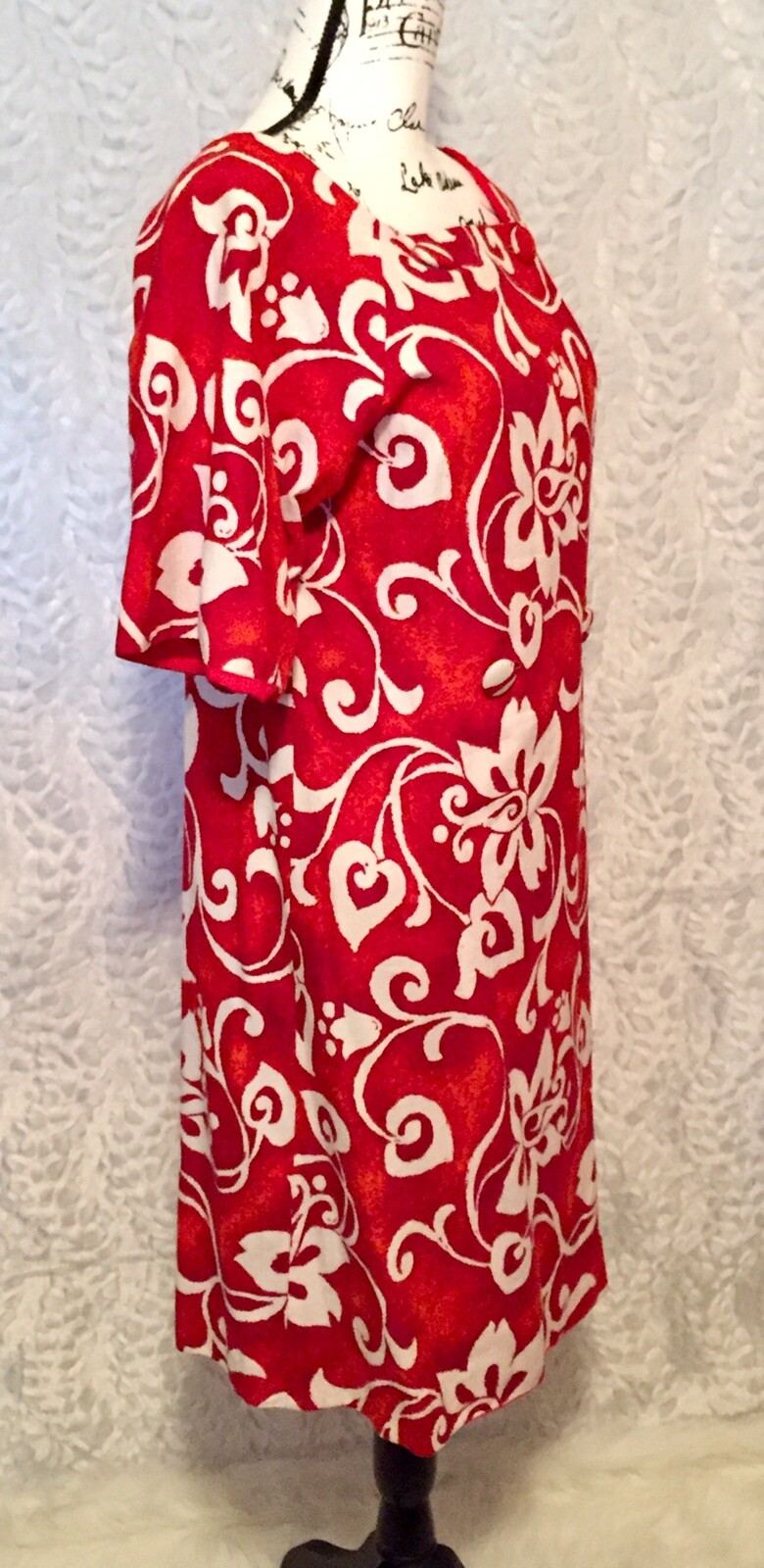VTG 1960s to 1970s Kiyomi of Hawaii Muumuu Wrap Dress Red Orange Floral Medium