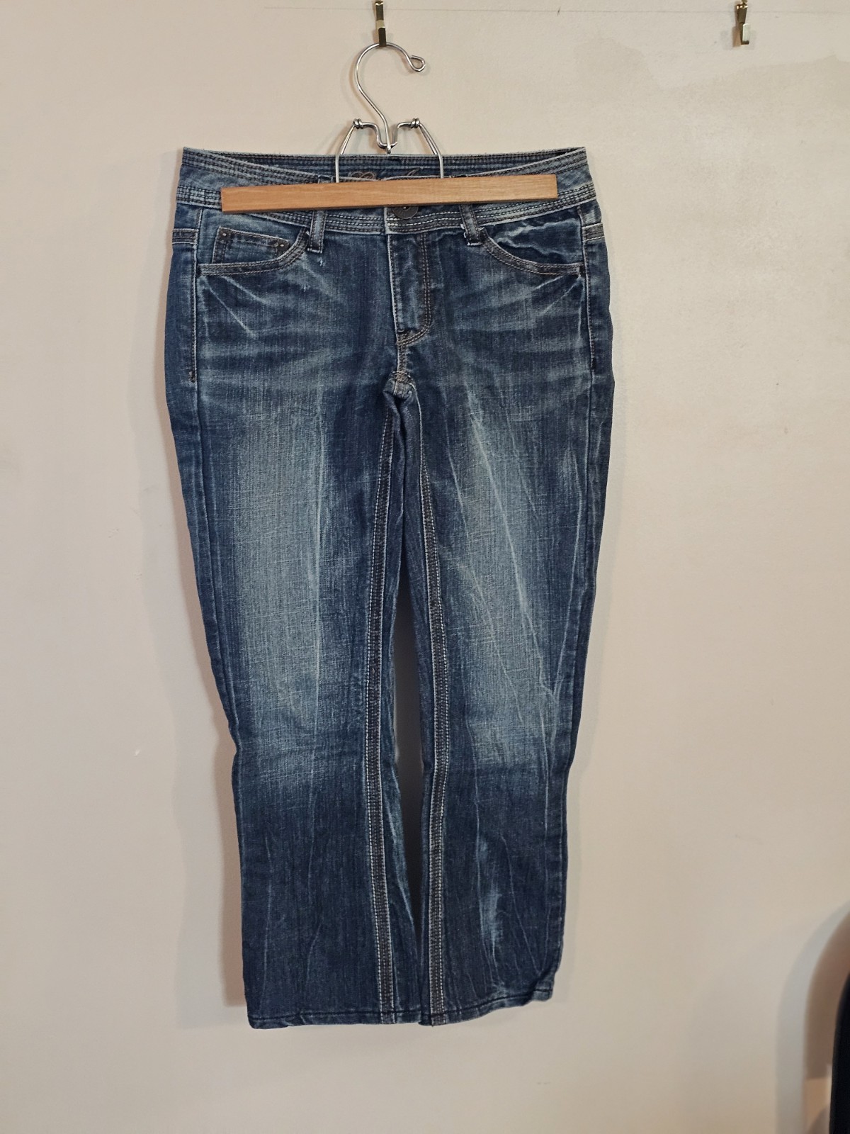 Vintage Guess Girl’s Jeans, Bootcut Low Rise Medium Blue Y2K, 27 Inch Waist