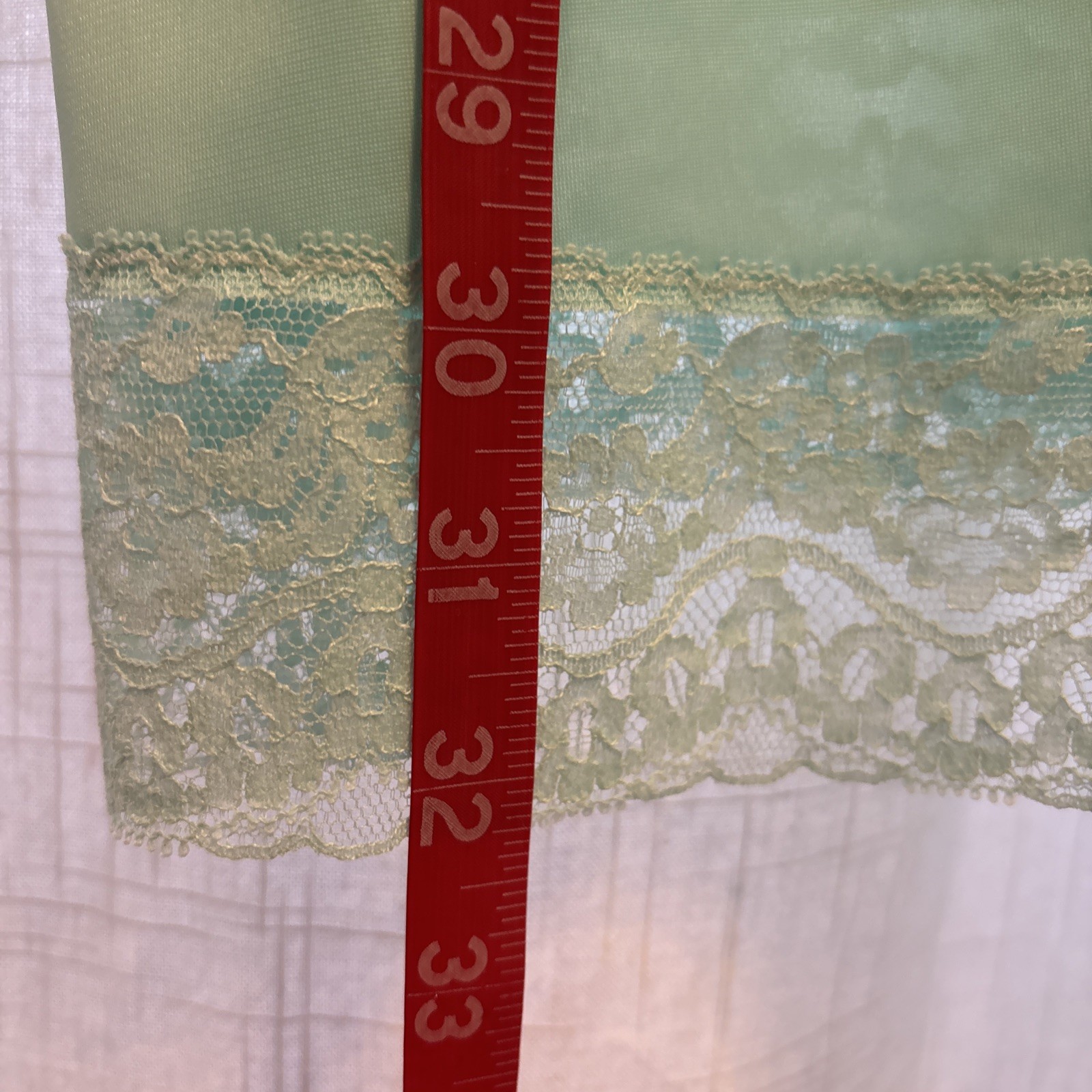 Vintage Vassarette Full Slip Womens Seafoam Lace Trim Nylon Tricot Small 32”