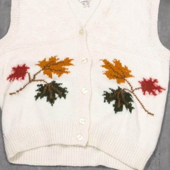 Vintage VTG 1980’s 80’s Pusur Leave Alpaca Wool Cream Sweater Vest