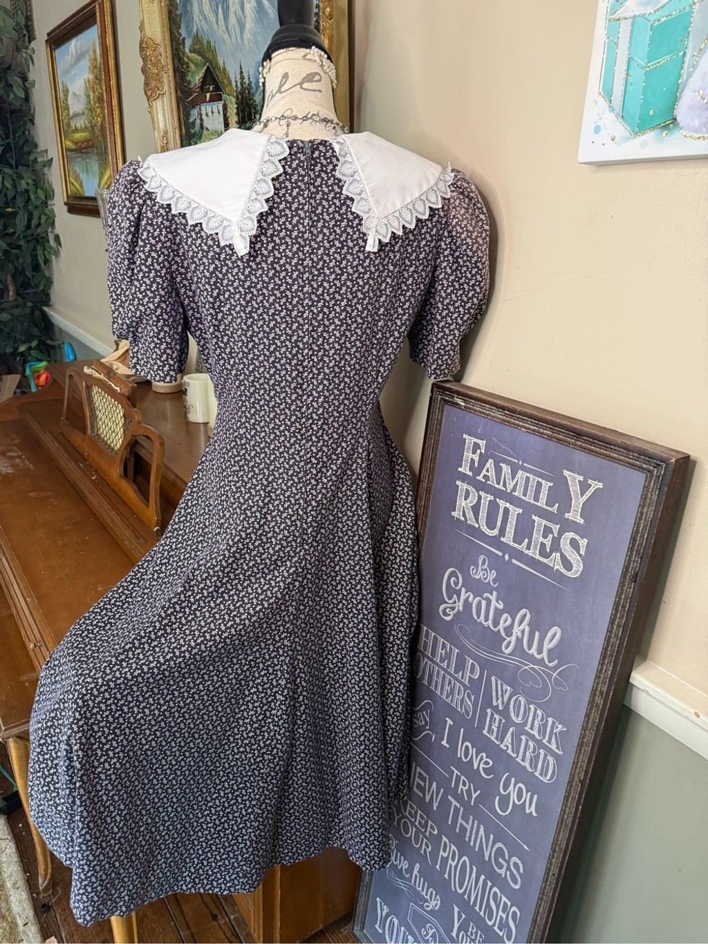 Vintage 90s Handmade Floral Cottagecore Midi Dress – White Lace Peter Pan Collar