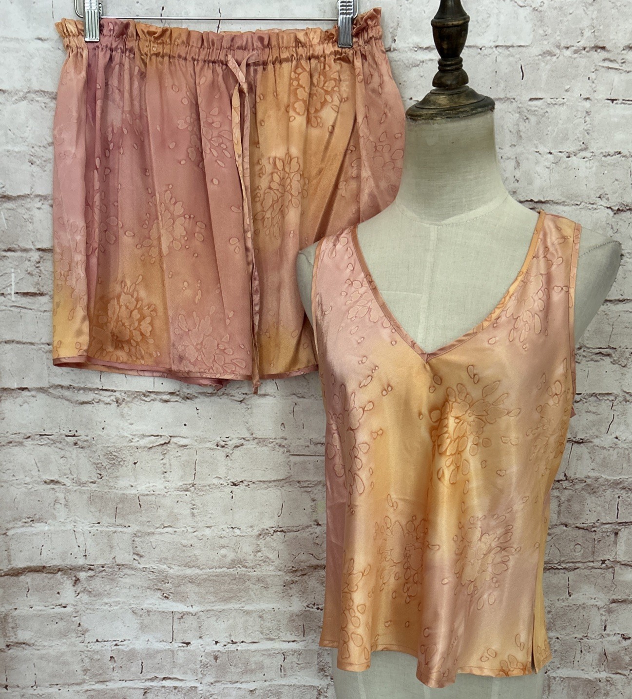 Vintage Victoria’s Secret Floral Sleep Set Shorts & Tank SMALL New Peach Rose