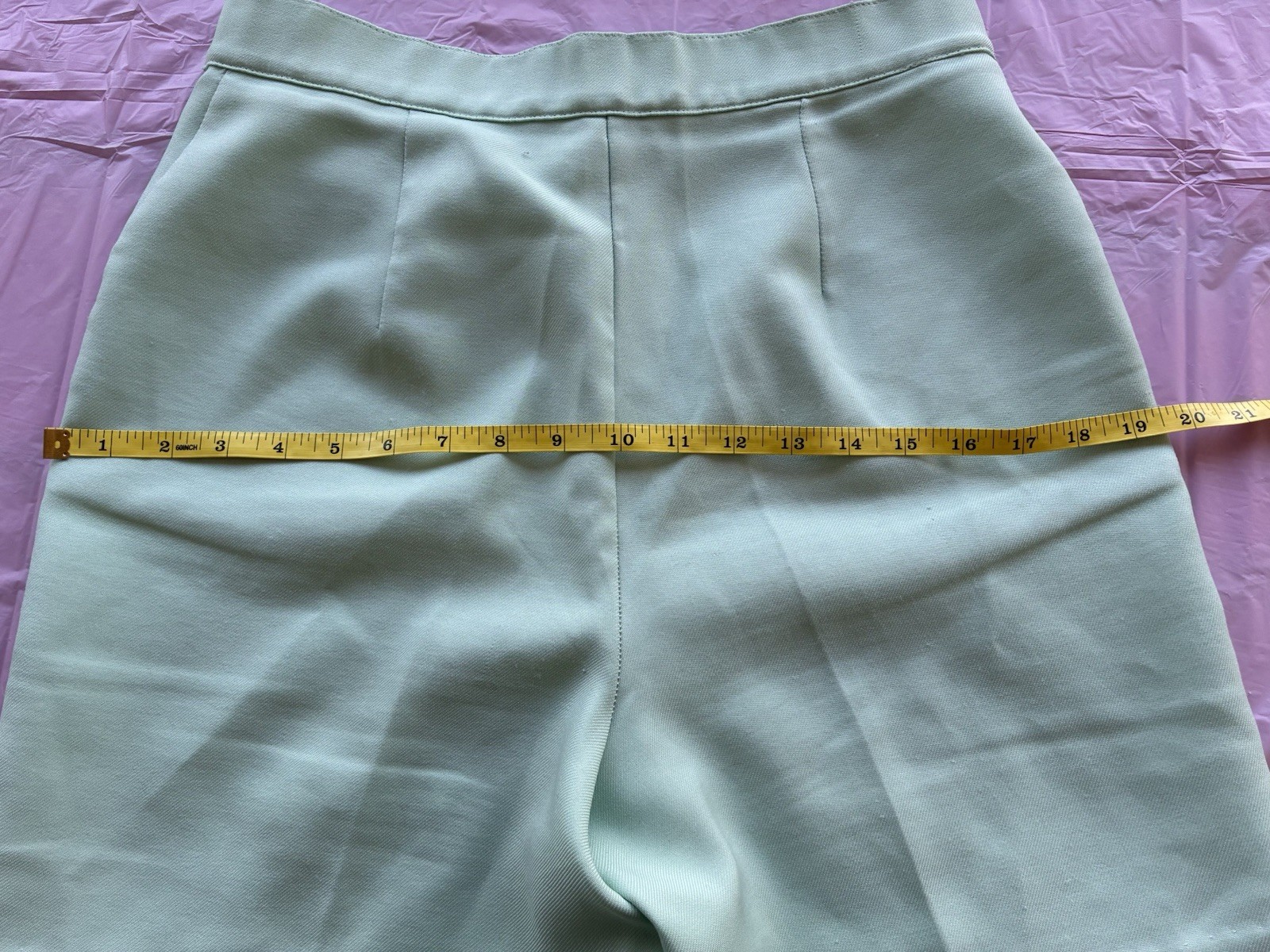 Vintage Stockton of Dallas Women’s Mint Green Bermuda Shorts 70s High Waist Sz L