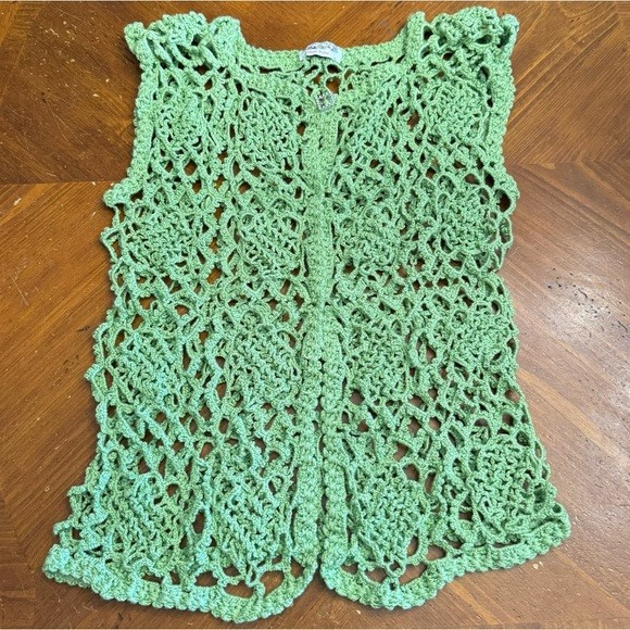 Vintage Hand Crochet Knit Vest Size Medium Green Sweater Sleeveless Boho Retro