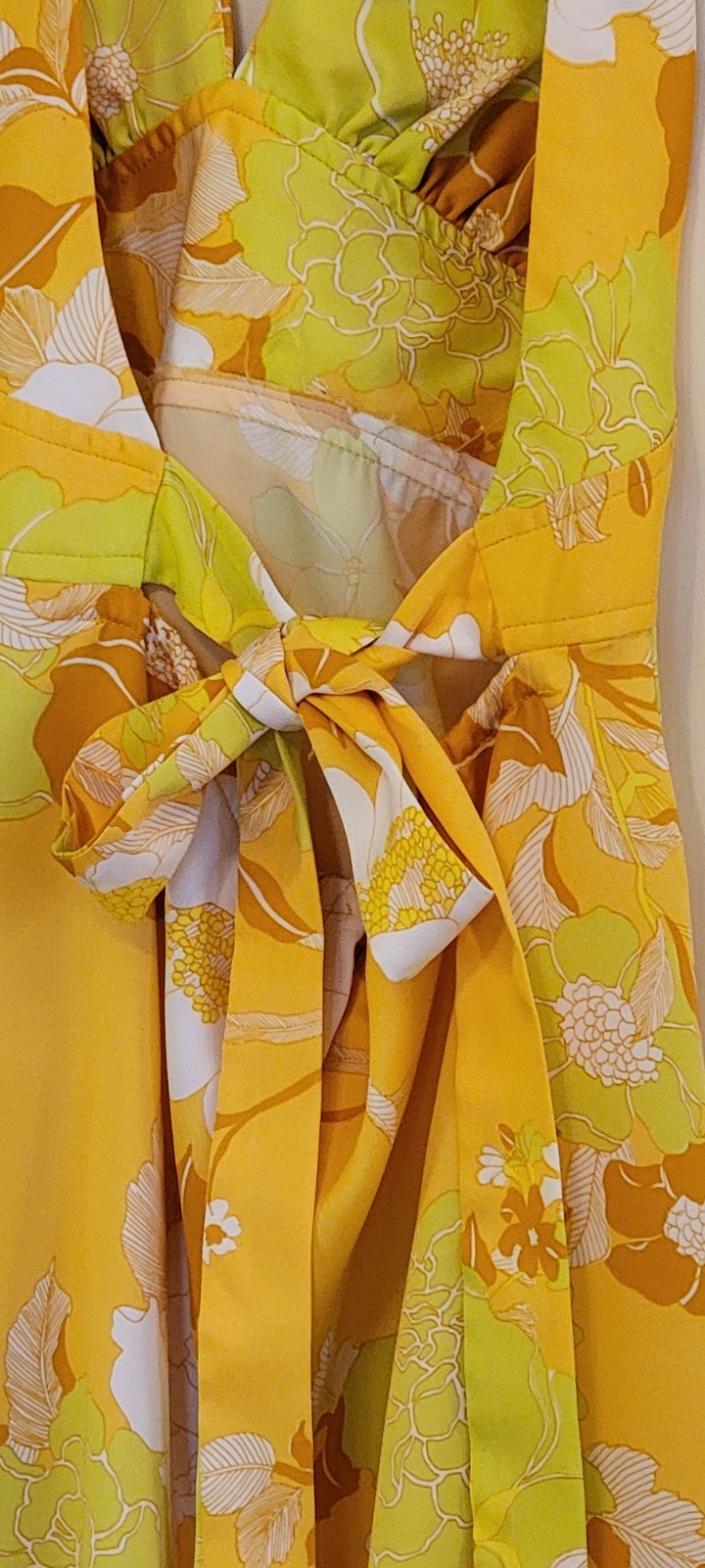 70s Vintage Sunny Yellow Summer Halter Dress With Open Back Ties & Zipper 🌼