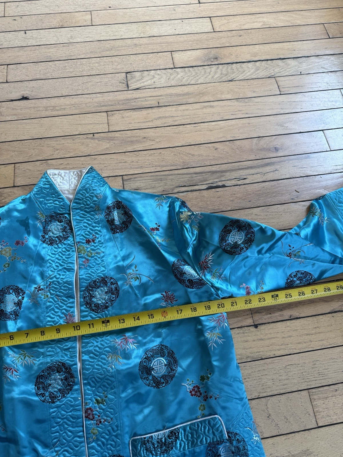 Vintage 60s 70s Silk Rayon Embroidered Kimono Shirt Jacket M/L Chinese Reverse
