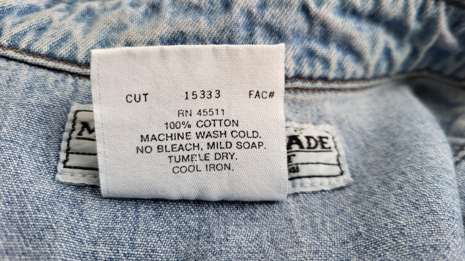 Vintage Made in the Shade Pearl Snap Denim Western Shirt – Size M