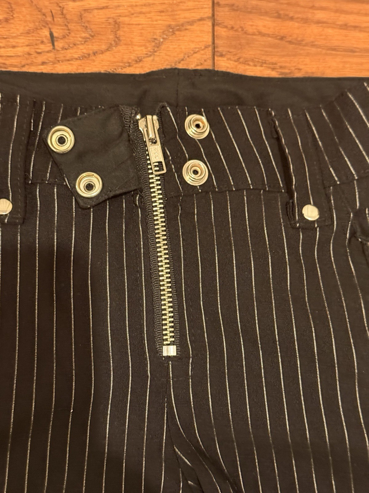 Women’s 2000’s Lip Service Size L Black And Silver Pinstripe Bondage Capri Pants