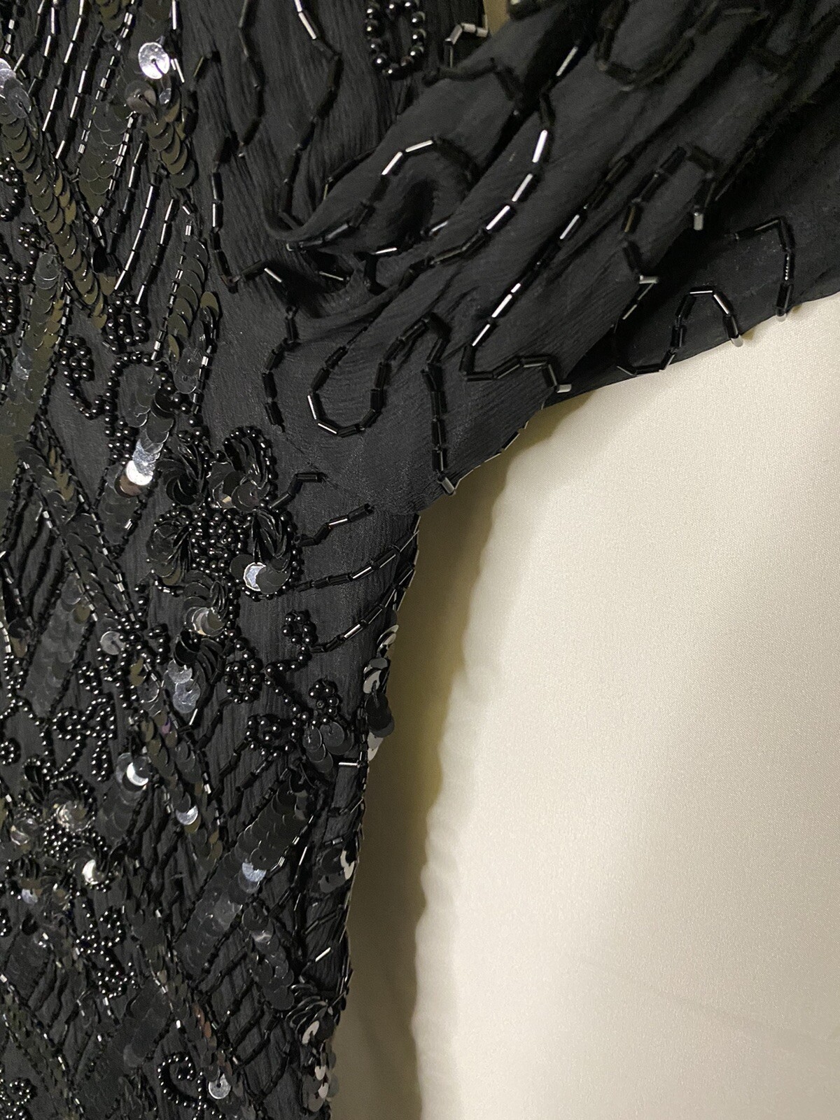 Vintage Sweelo Black Beaded Long Sleeve 100% Silk Dress Evening Gown Size Small