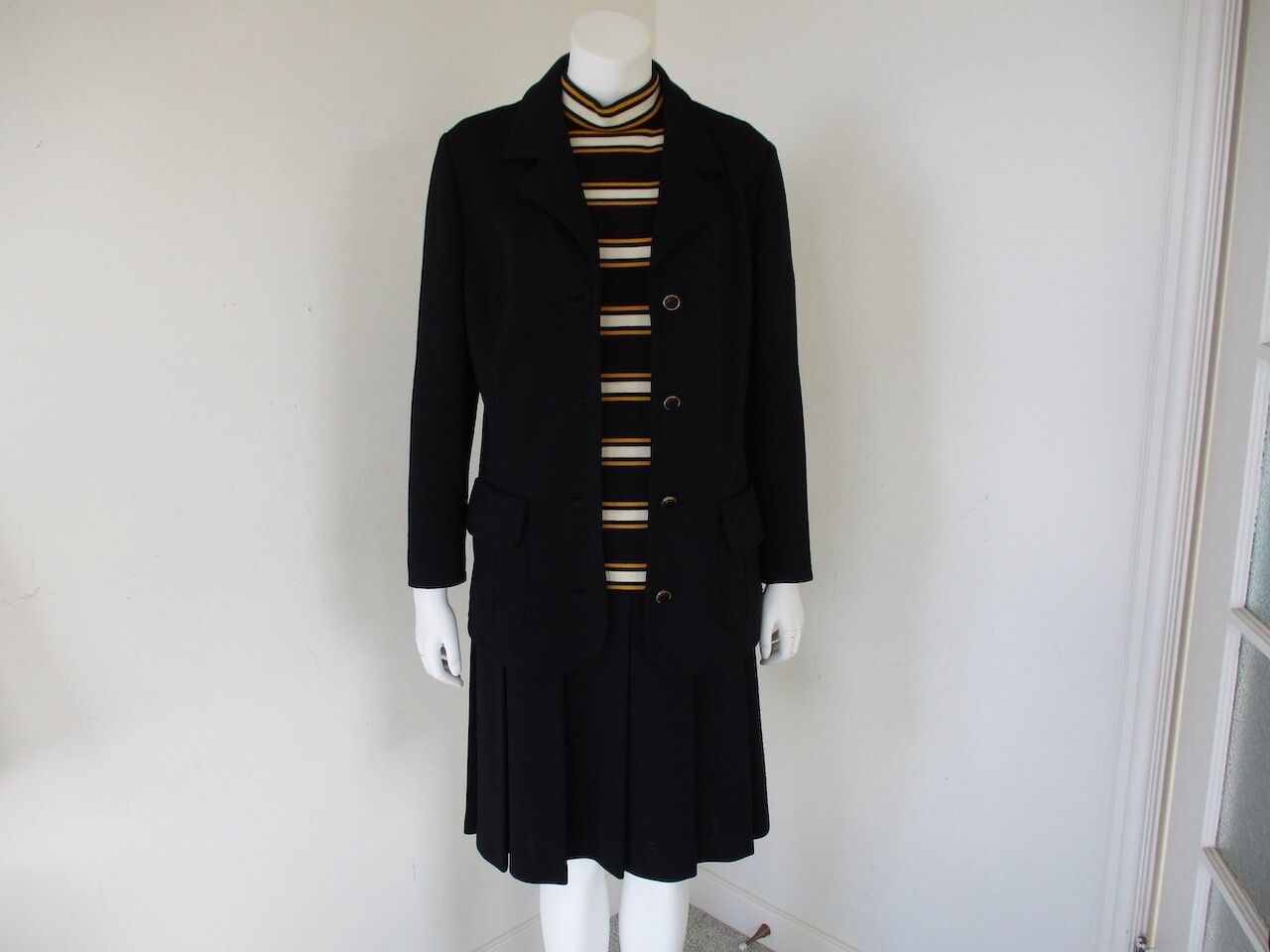 Vintage Mod Butte Knit 2 piece Dress & Jacket Suit M