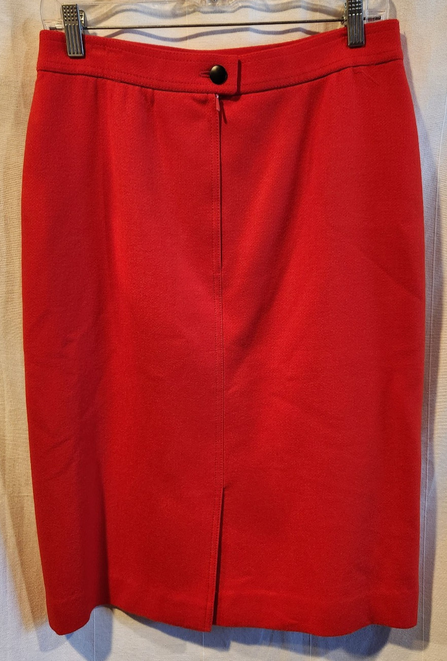 VTG. LOUIS FERAUD RED SKIRT 100% PURE NEW WOOL MADE IN W. GERMAN SIZE 10