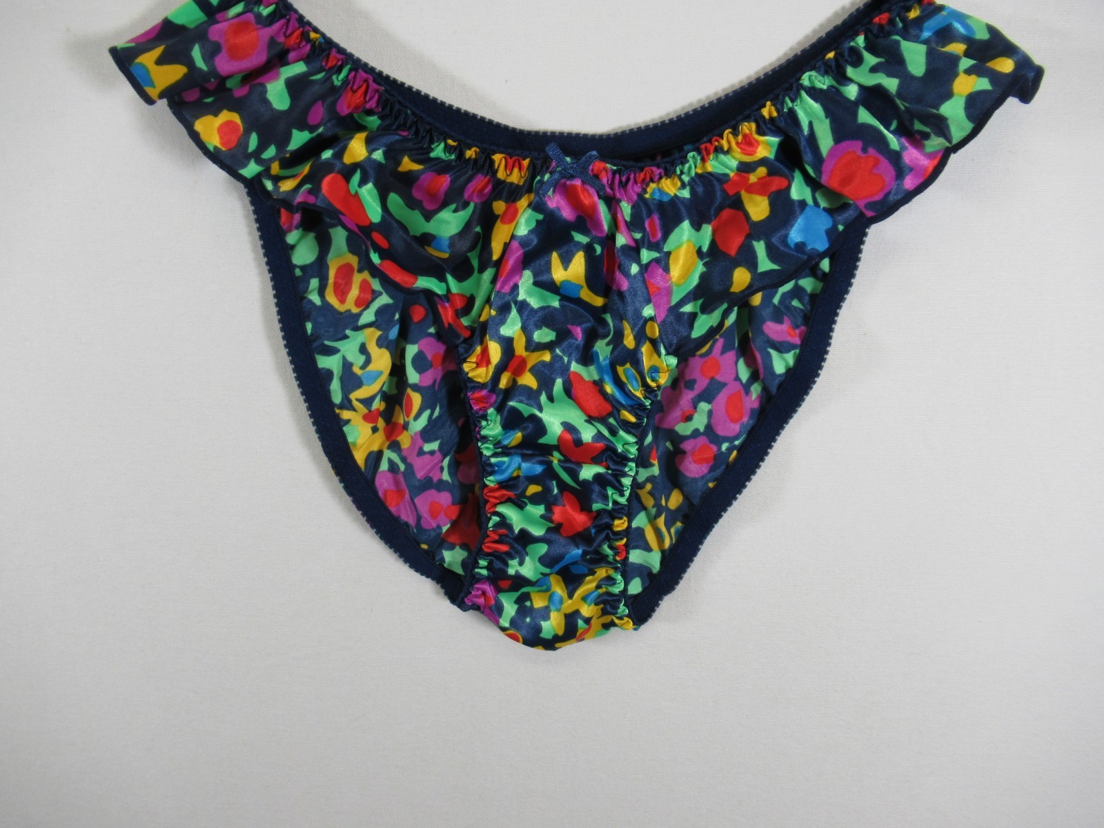 Vintage 90s Frilly Ruffle Shiny Satin Panties Size 6/M Floral