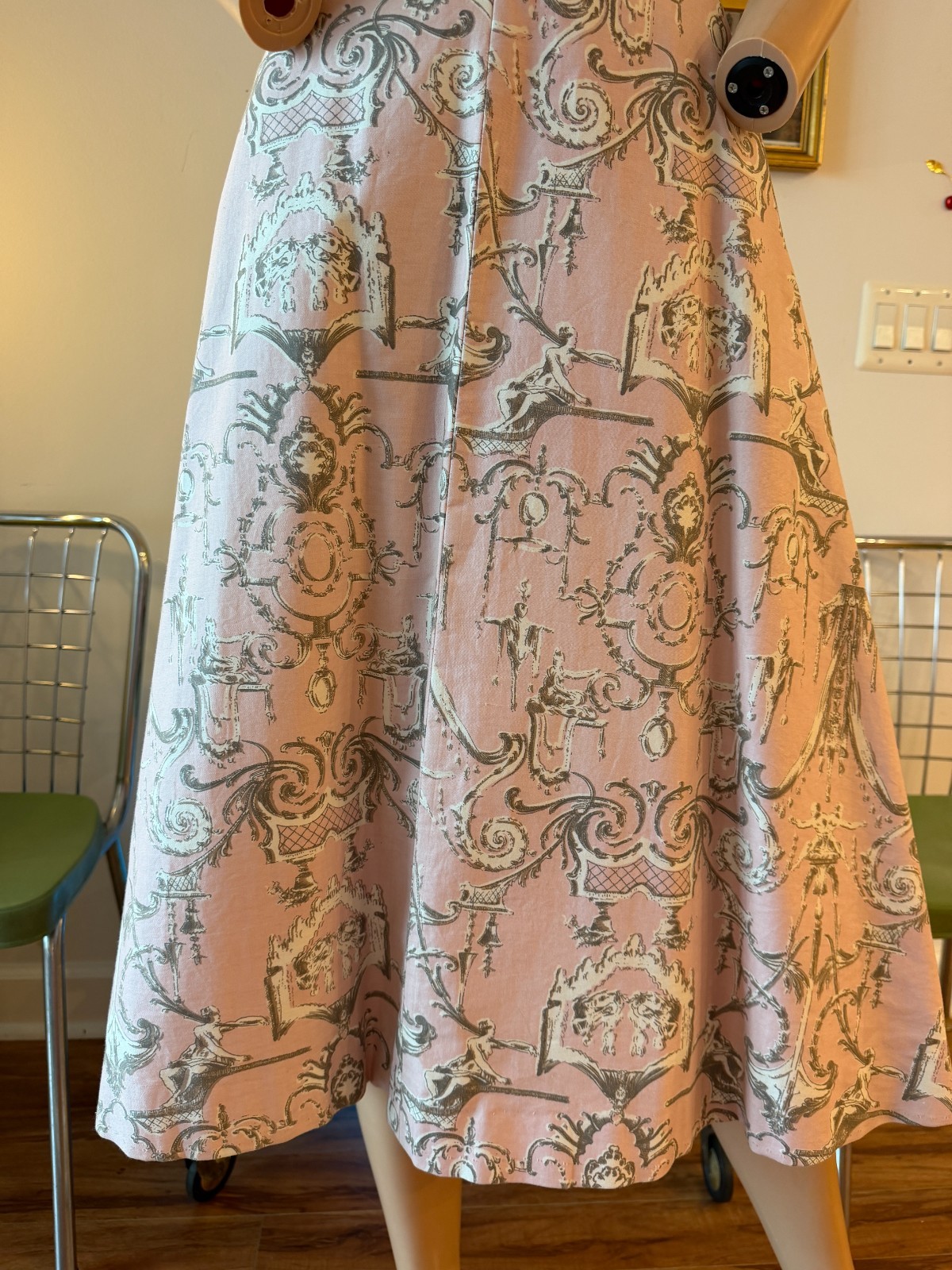 🎀 Vintage Mr Mort Pink Baroque Toile Fit & Flare Dress Full Skirt Cotton L
