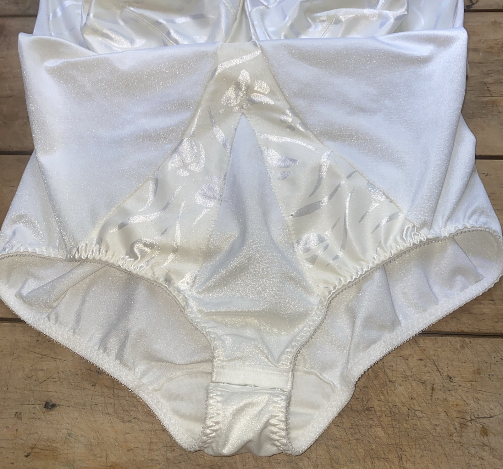 Hanes Her Way Vintage Ivory Tank Bodysuit Satin Print Panels Sexy Sissy 40C