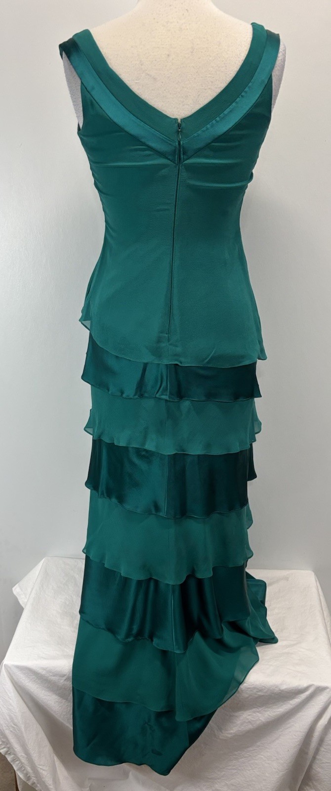 Vtg Tadashi Shoji 100% Silk Tiered Dress Gown Sz 8 Jewel Tone Brooch Formal