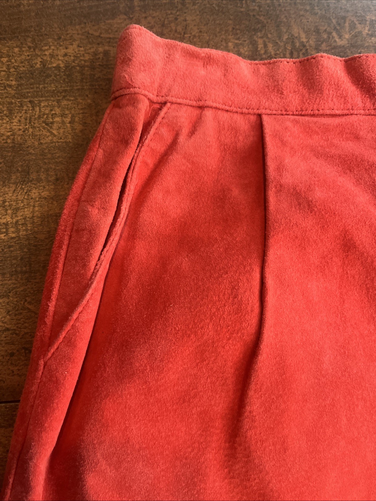 Vintage Toffs Cherry Red Genuine Suede Leather Midi Skirt 10M Old Money Korea