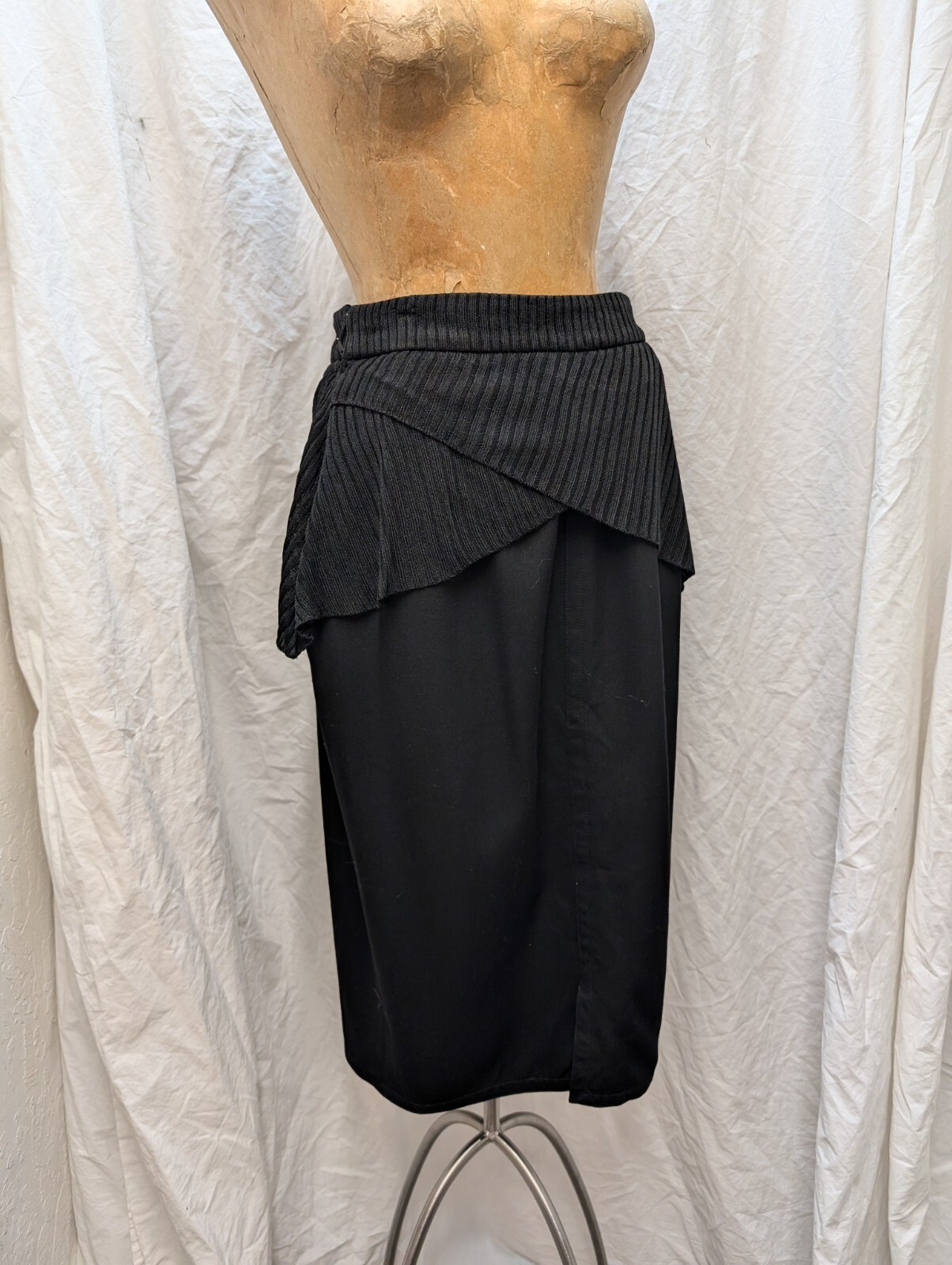 Vintage Black Draped Viscose Textured Skirt by Gianni Versace Size M