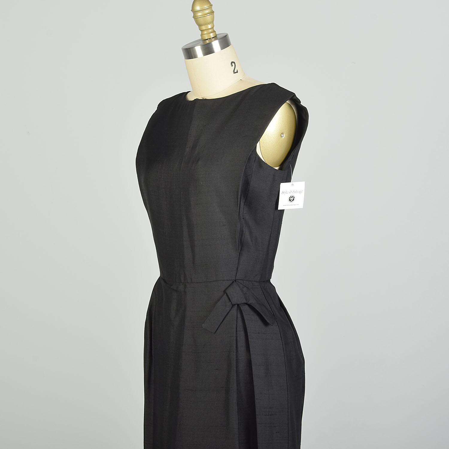 XS 1950s Sleeveless Silk LBD Wrap Skirt Cocktail Little Black Dress Vintage