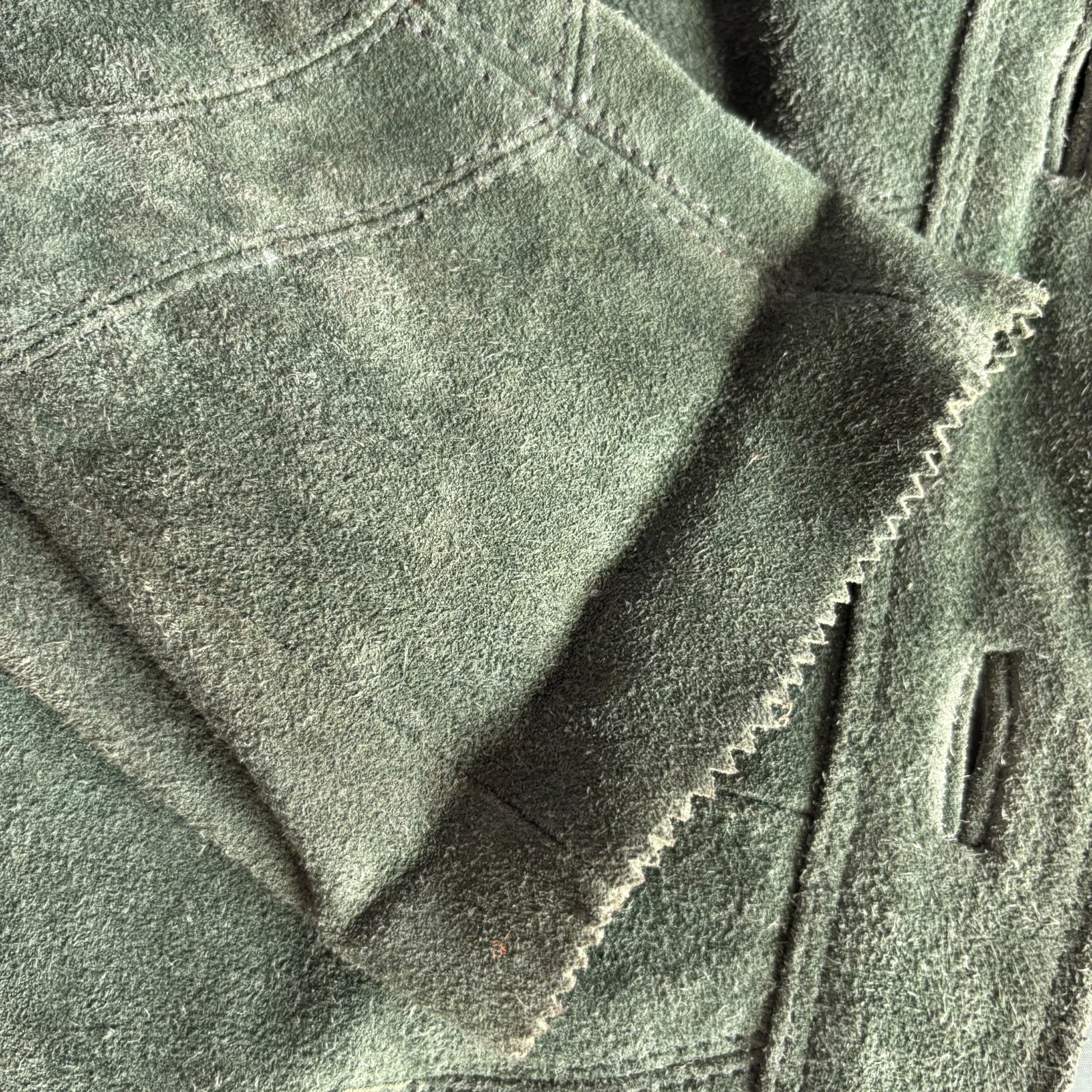Vintage 1970s Green Suede Belted Jacket The Tannery 36 Bust