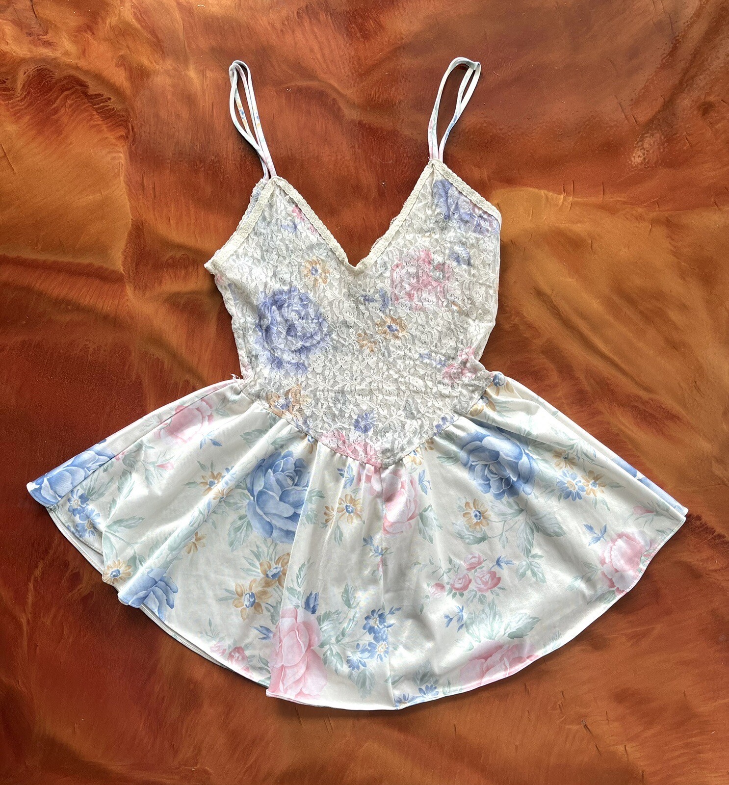 VINTAGE Made In USA Lingerie Floral Chemise Lace Nylon Sz Medium Gorgeous
