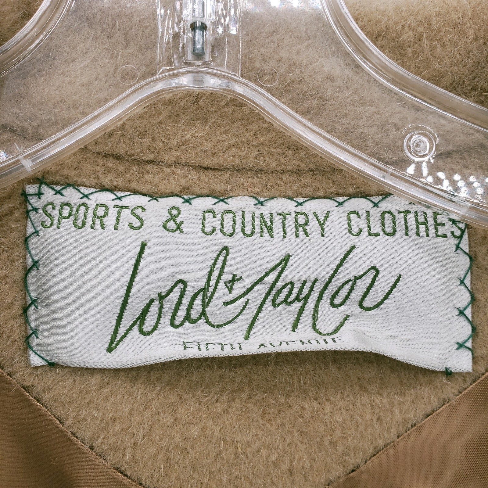 Vtg Lord Taylor Sports And Country Clothes Beige Tan Pea Coat Size MEDIUM?