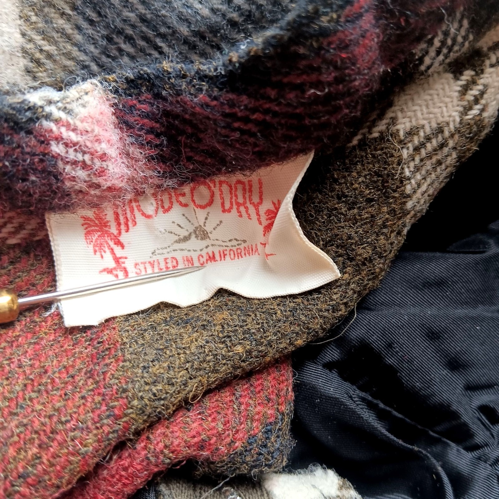 True Vintage 1960’s Skirt 24″ Wool BROWN PLAID MODE OD DAY WOOL CAMP Prep