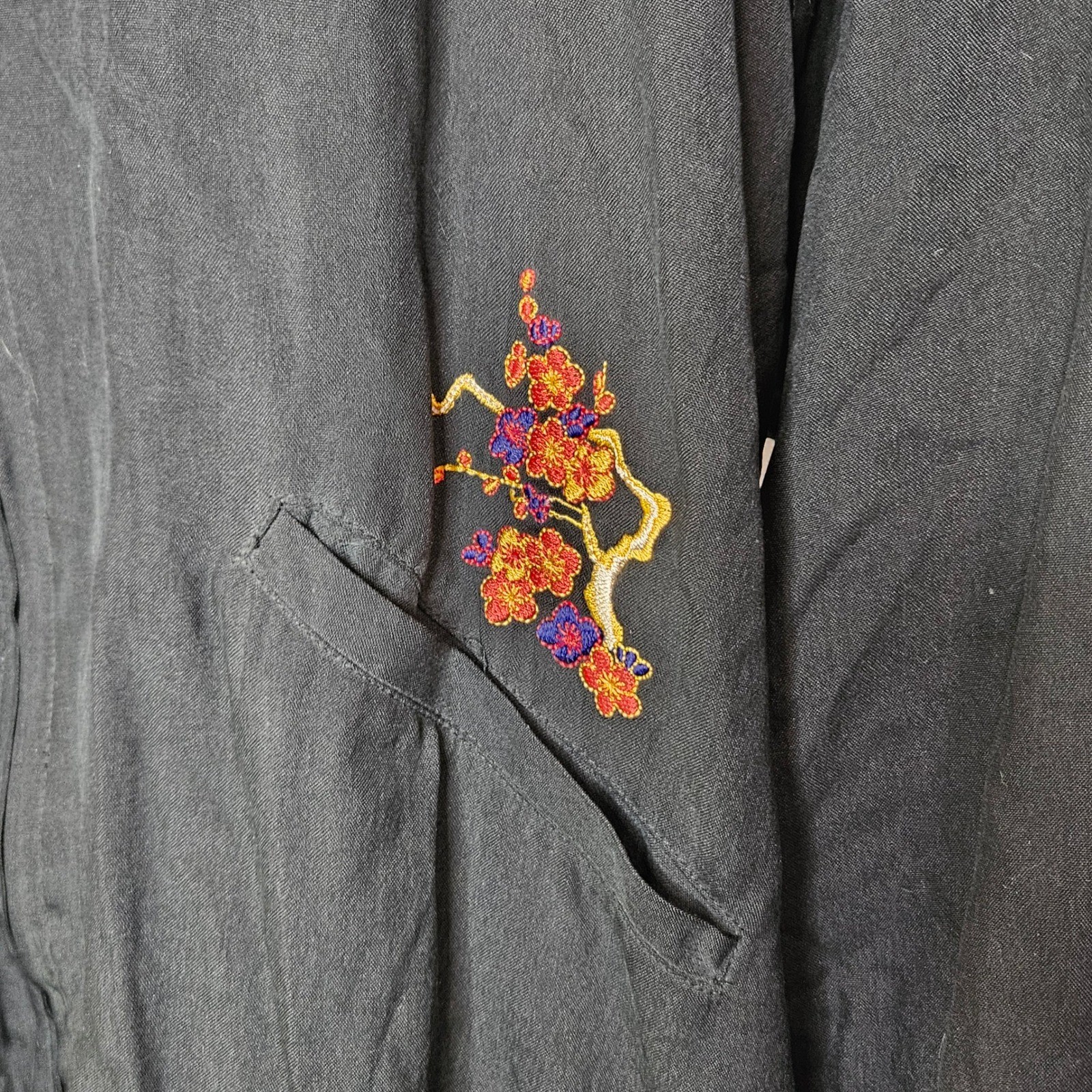 Chicos Design Vintage 100% Silk Dragon Embroidered Bomber Jacket Black Size 1