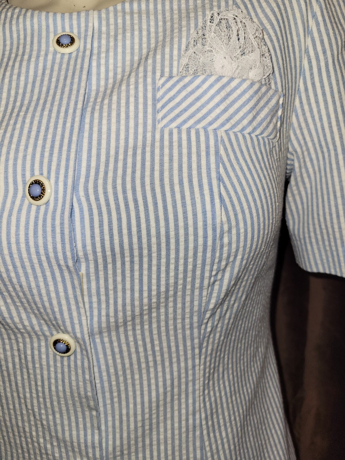 Vintage Seersucker Suit Dress size 12/14. Adorable Details