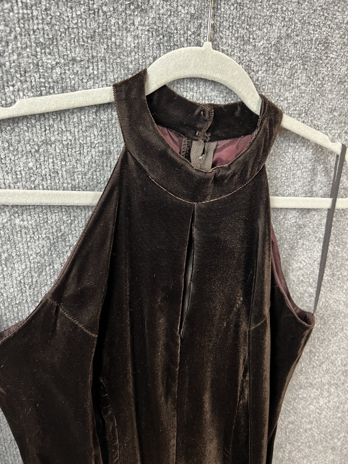 Womens Dress Chocolate Brown Velvet Long Keyhole Front Slit Gown Sz 9/10 VTG 80s