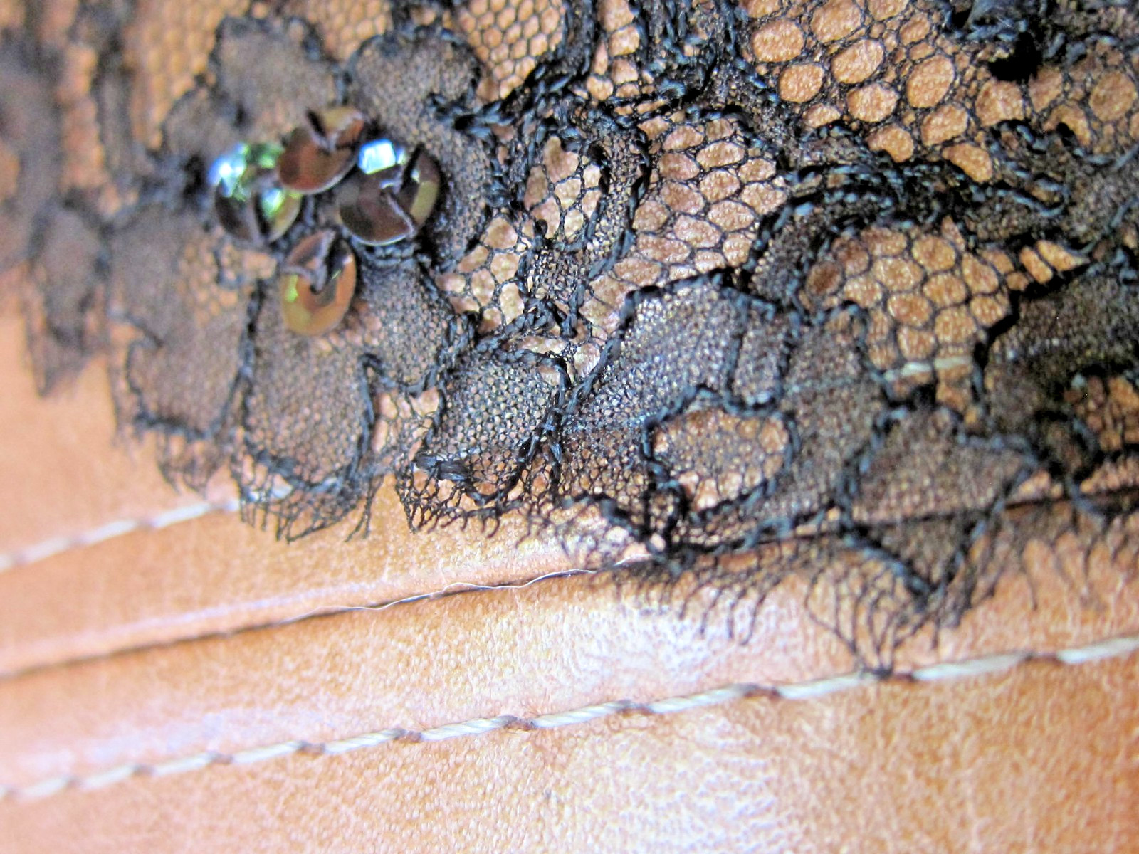 VTG 1950s Black Chantilly Lace Overskirt Panel 85” Sweep~Cupped Sequins~Scallops
