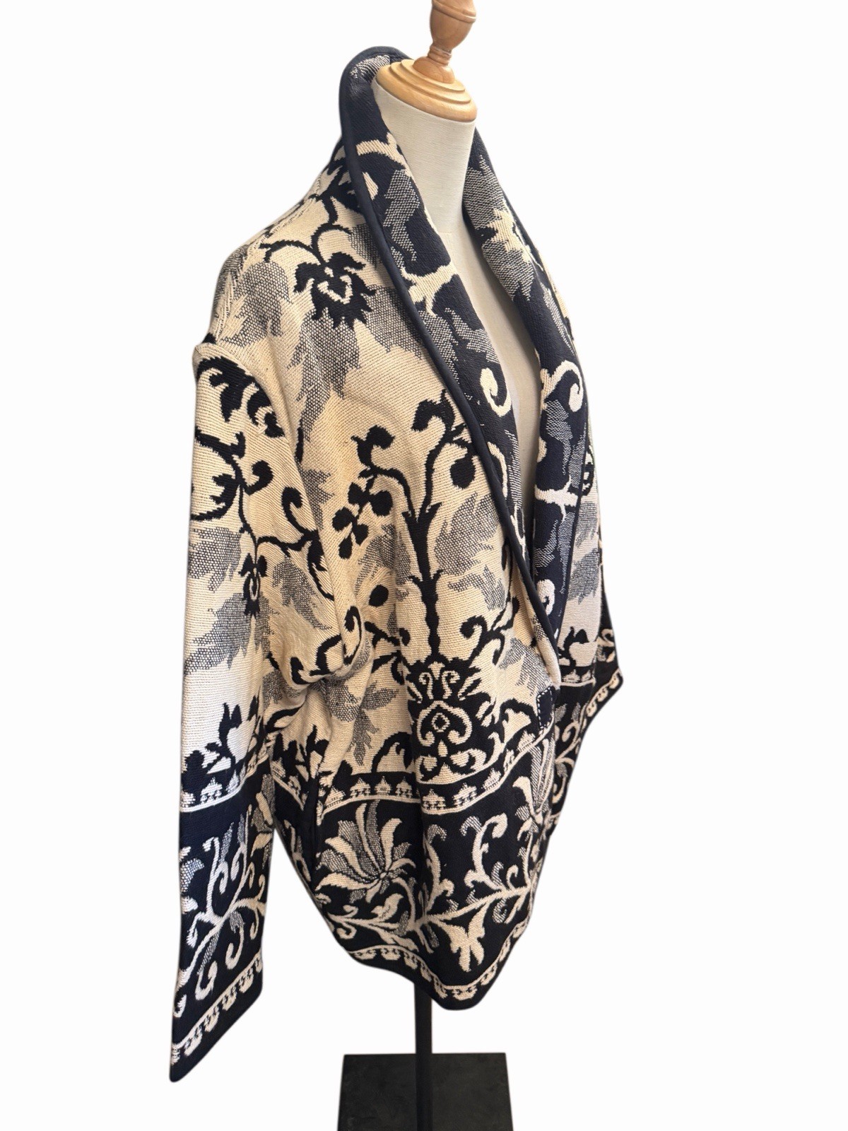 Vintage 90s Tapestry Blanket Coat Black & White Floral Woman’s 22/24W