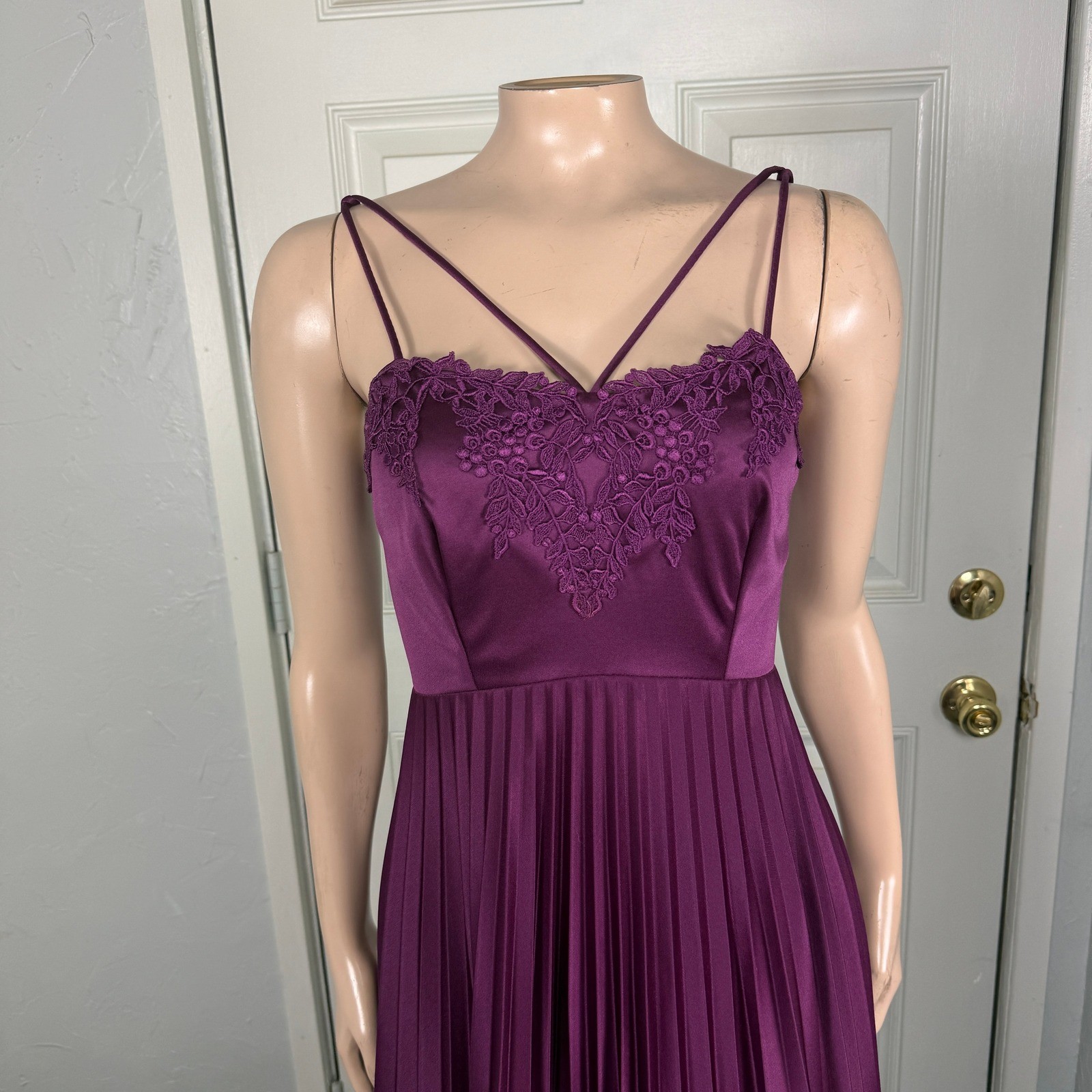 Vintage 70s Bridesmaid Dress Formal 2 piece set Polyester Pleated Sheer Lace II7