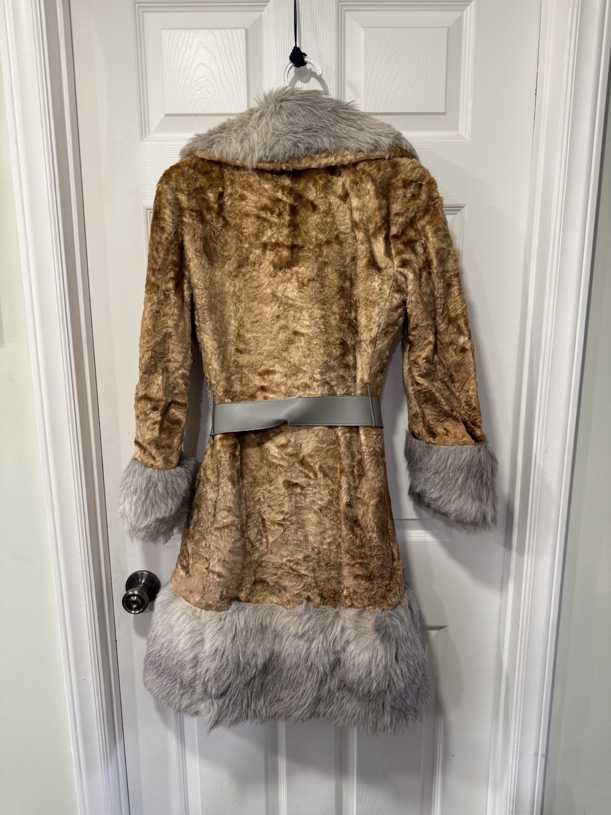 Vntg 1960s/1970s Crushed Velvet Coat With Faux Fur Trim Gold / Grey Heironimus S
