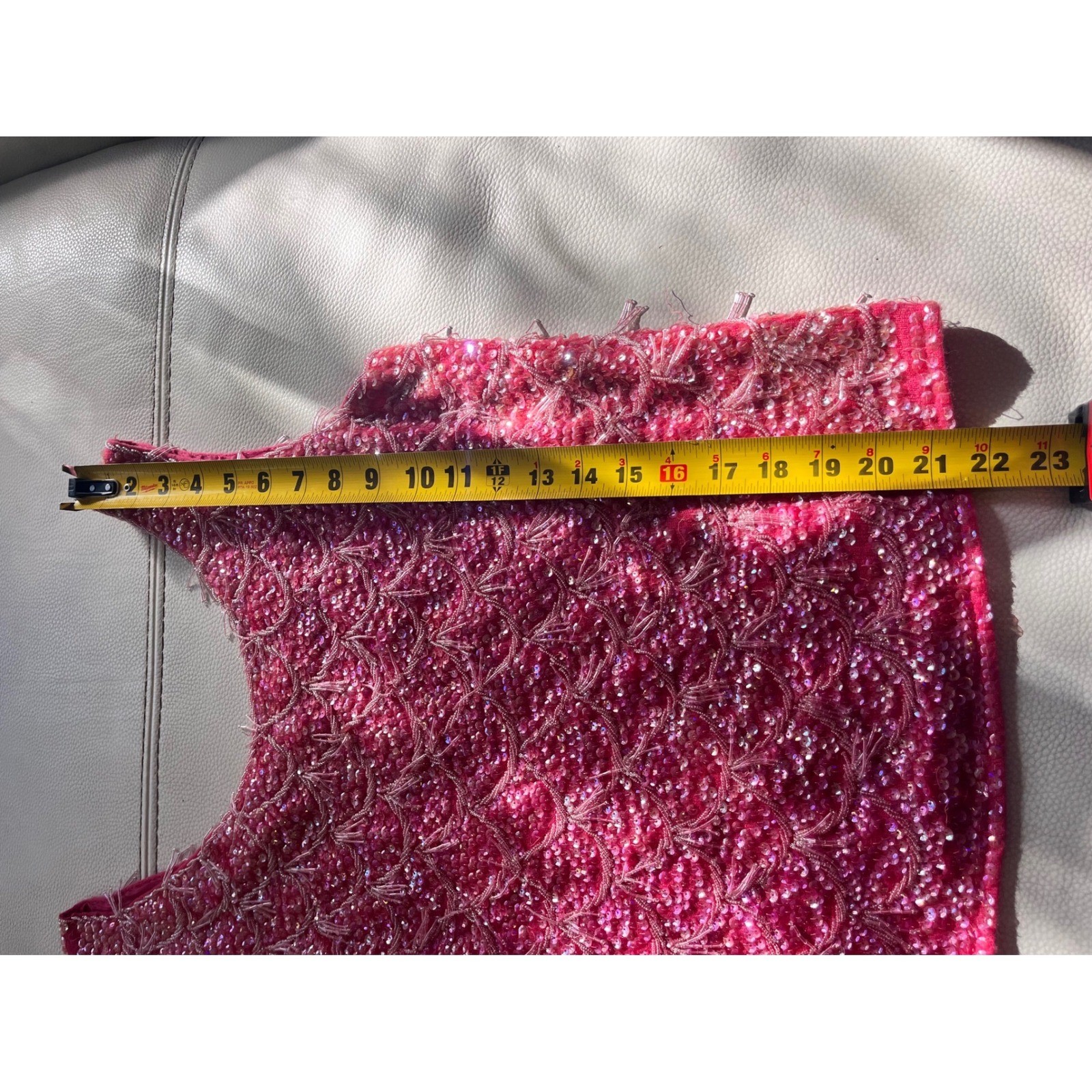 Sequin Tassel Zephyr Wool Vintage Med Hot Pink Mermaid Scale Beaded Tank Top