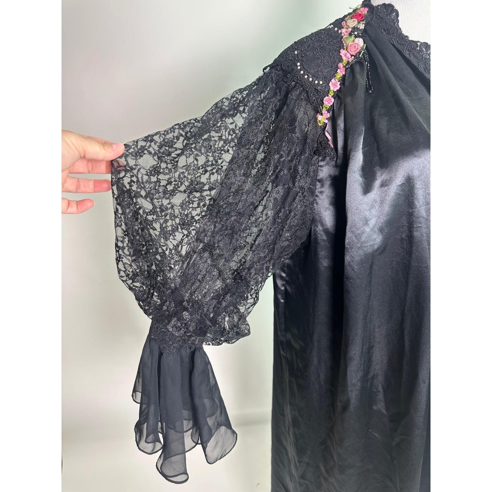 Vintage 1980s Lacy Afternoon Black Lace Robe Neglige Lingerie nightgown L XL