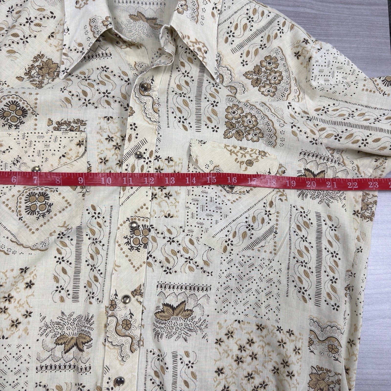 Vintage Sears Western Wear Pearl Snap Shirt Women’s L 16-16½ Beige Floral Paisly